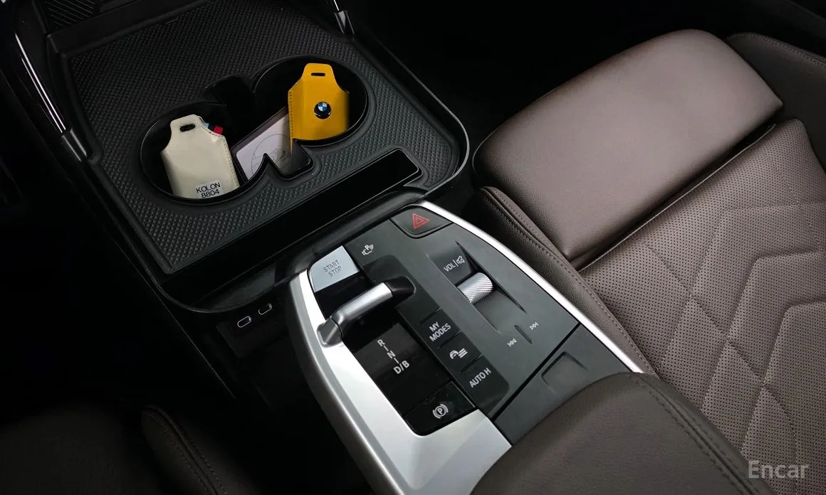 Фото 9 - BMW iX1