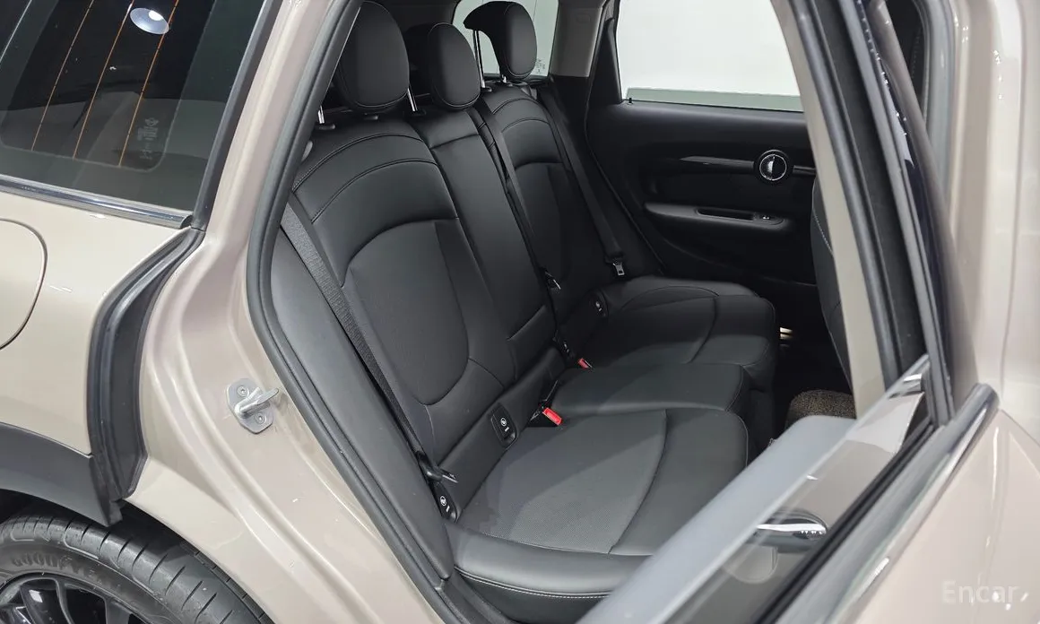 Фото 12 - Mini Clubman