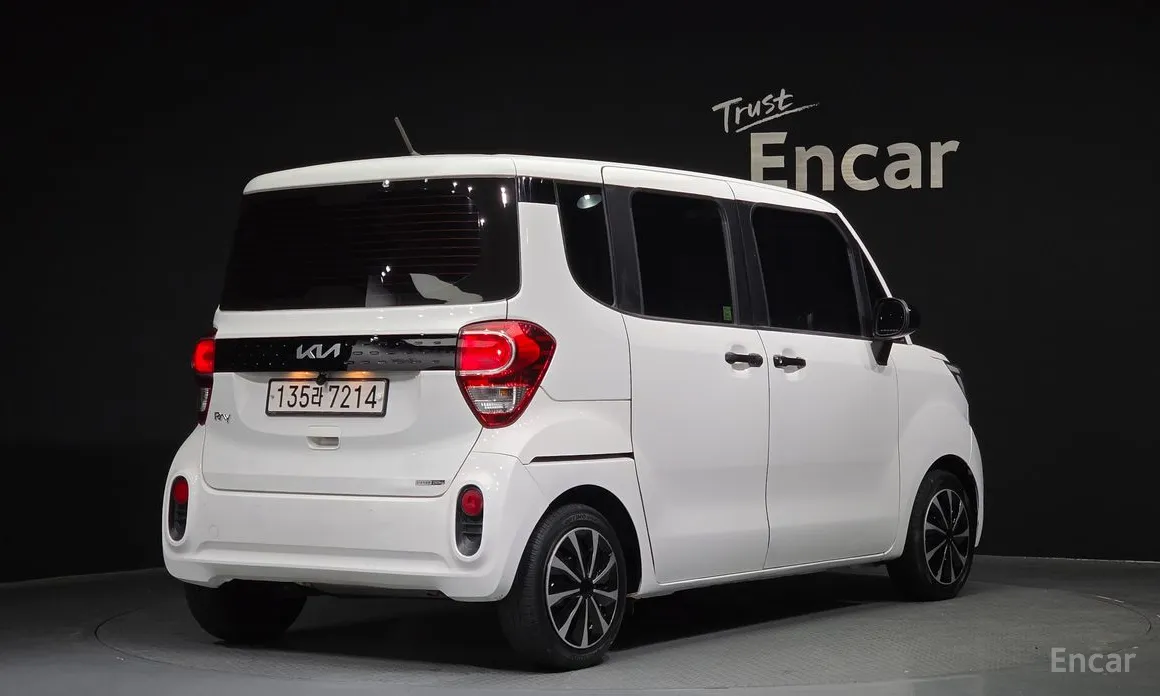 Фото 2 - Kia Ray