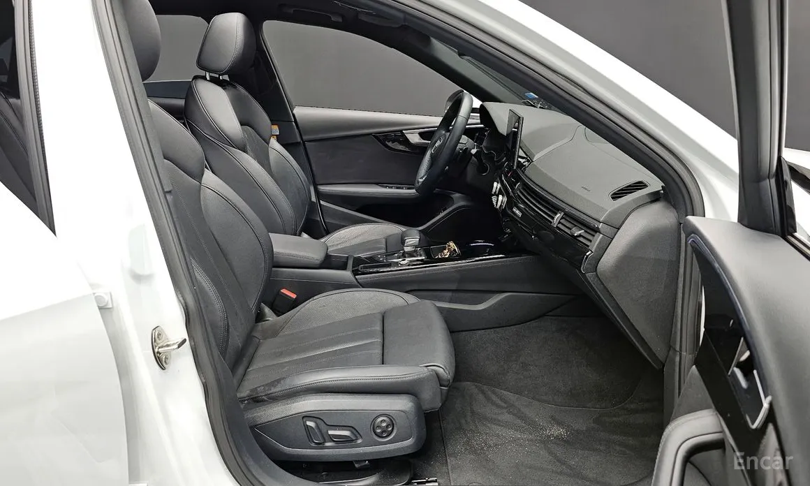 Фото 11 - Audi A4