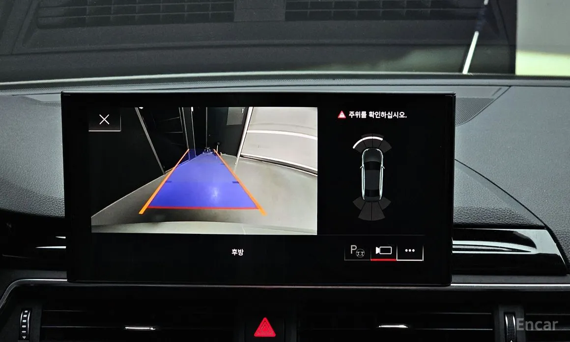 Фото 15 - Audi A4