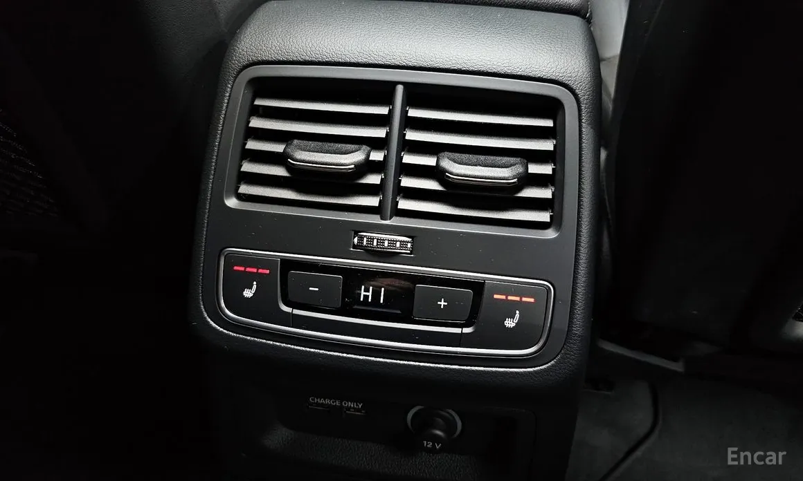 Фото 18 - Audi A4