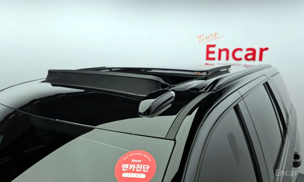 Фото 19 - Cadillac Escalade