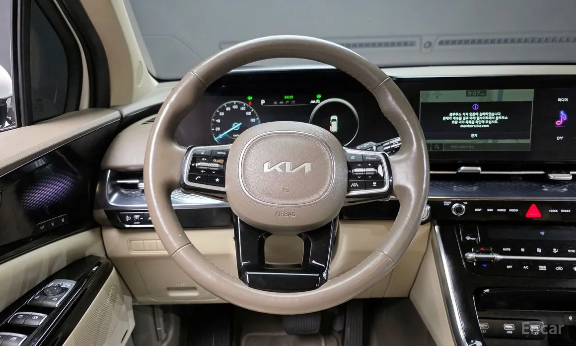 Фото 13 - Kia Carnival