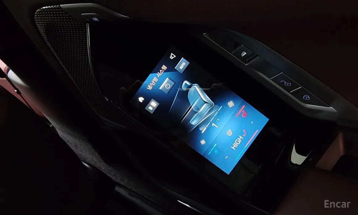 Фото 18 - BMW 7 Series