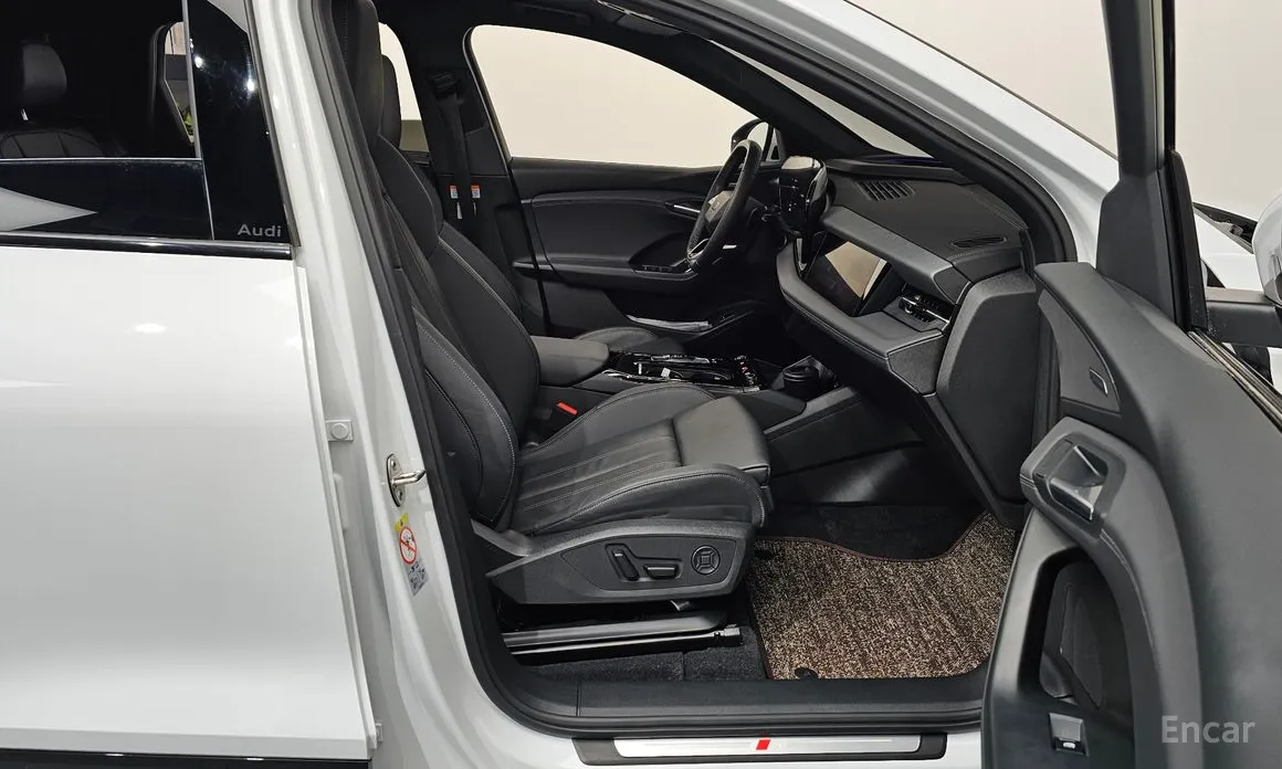 Фото 11 - Audi Q6 e-tron