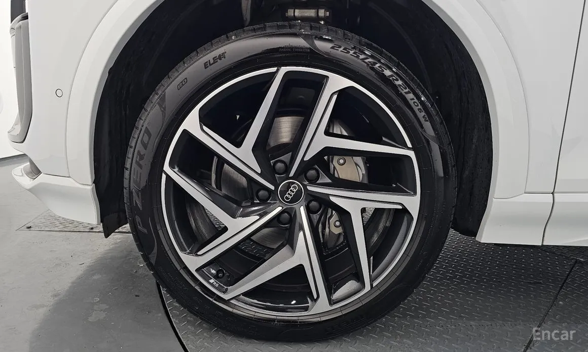 Фото 5 - Audi Q6 e-tron