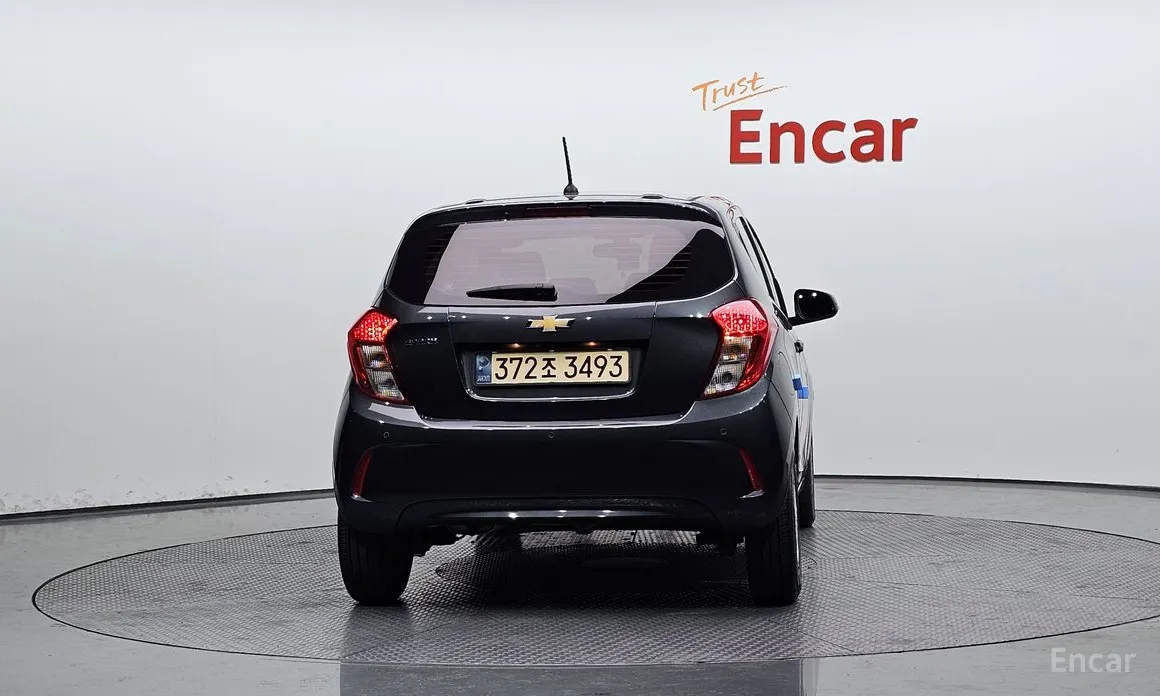 Фото 4 - Chevrolet Spark