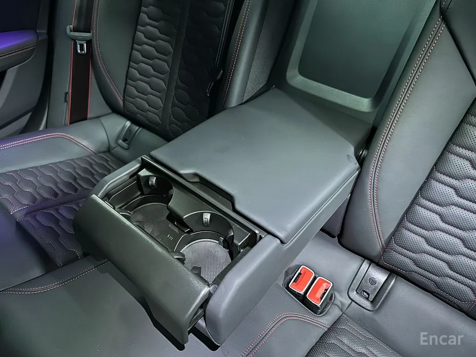 Фото 19 - Audi RS 6