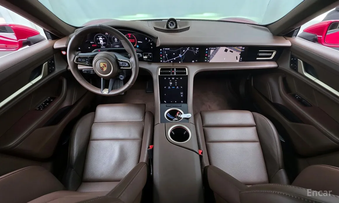 Фото 7 - Porsche Taycan