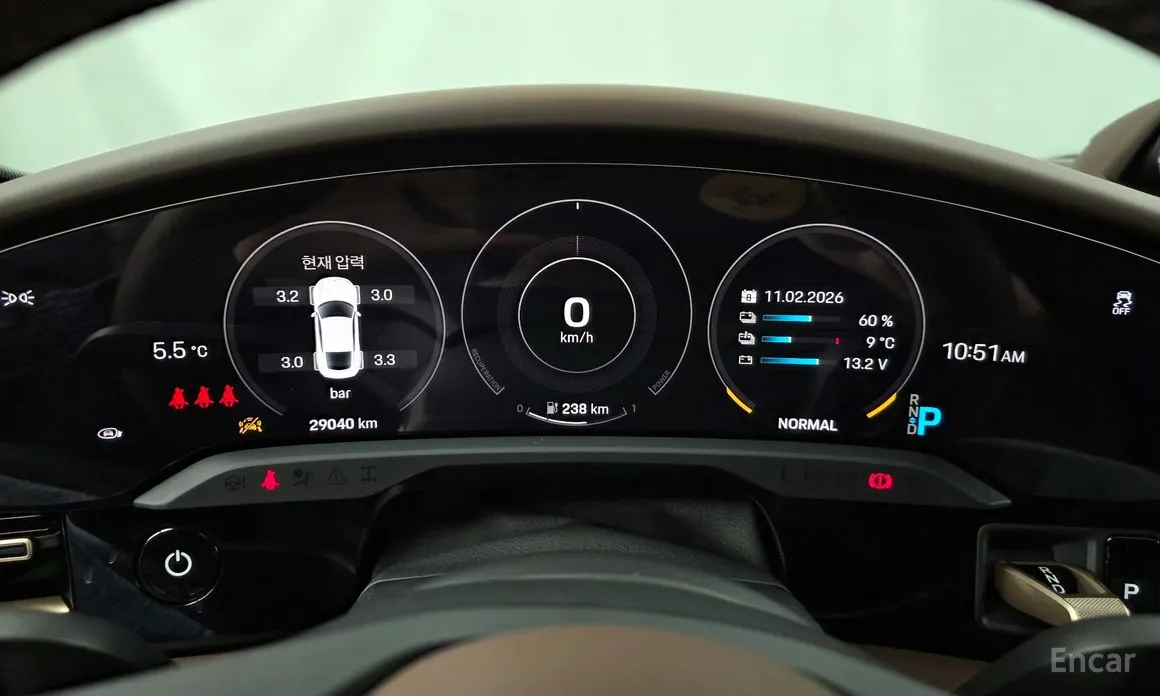 Фото 8 - Porsche Taycan