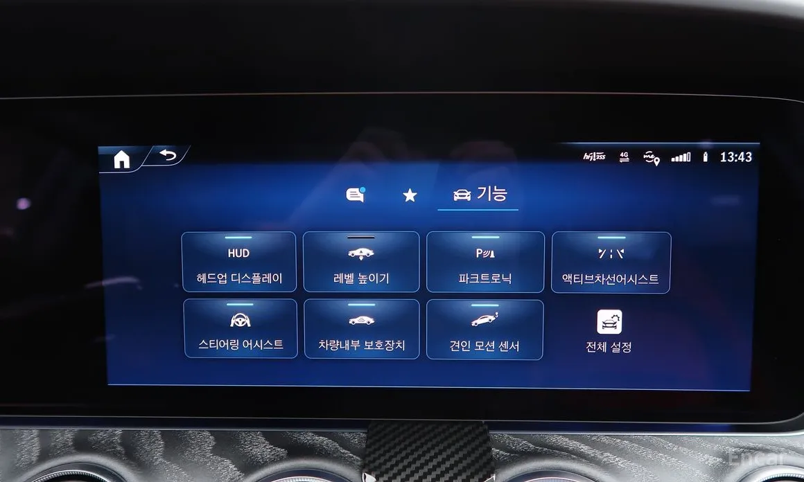 Фото 20 - Mercedes-Benz AMG GT