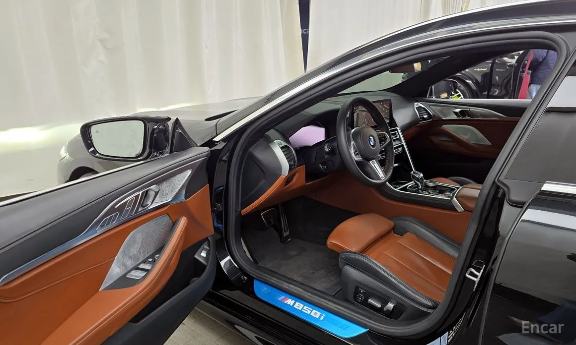 Фото 10 - BMW 8 Series
