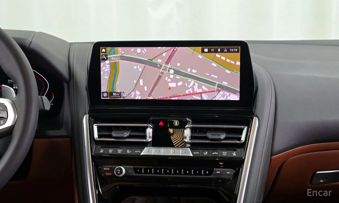 Фото 14 - BMW 8 Series