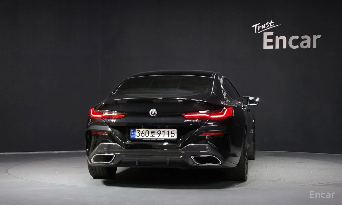 Фото 4 - BMW 8 Series