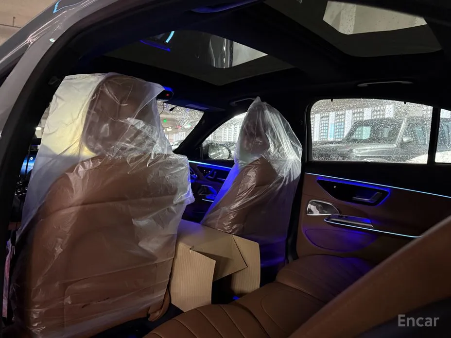 Фото 12 - Mercedes-Benz E-Class