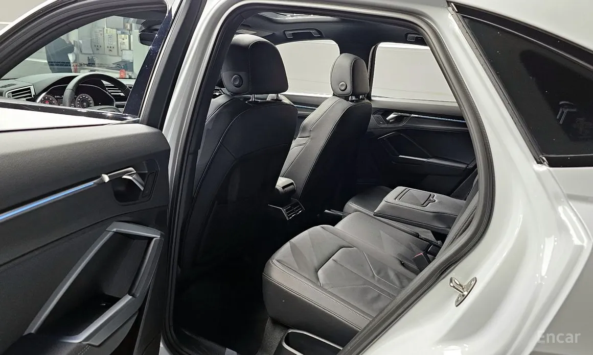 Фото 11 - Audi Q3