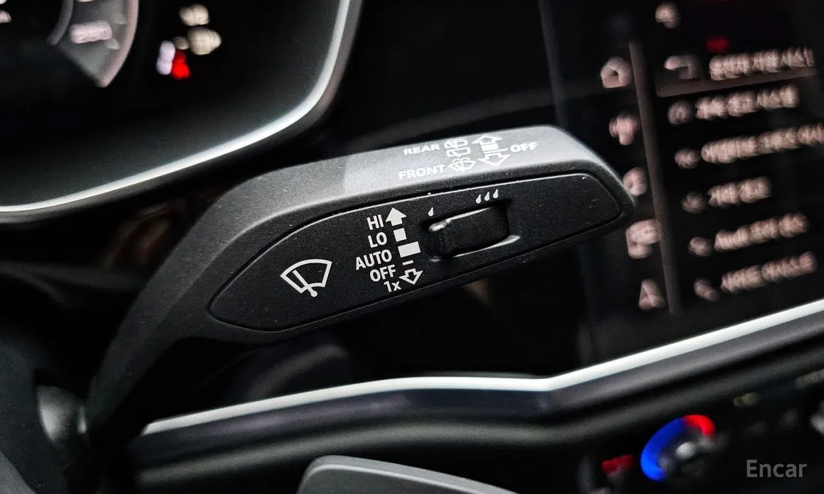 Фото 14 - Audi Q3