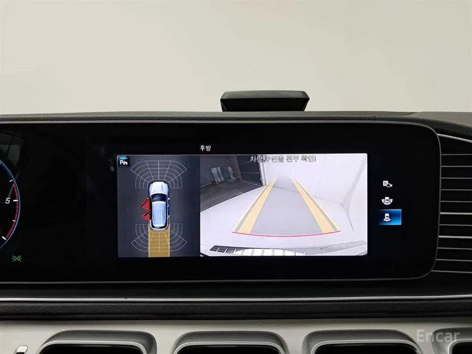 Фото 10 - Mercedes-Benz GLE-Class