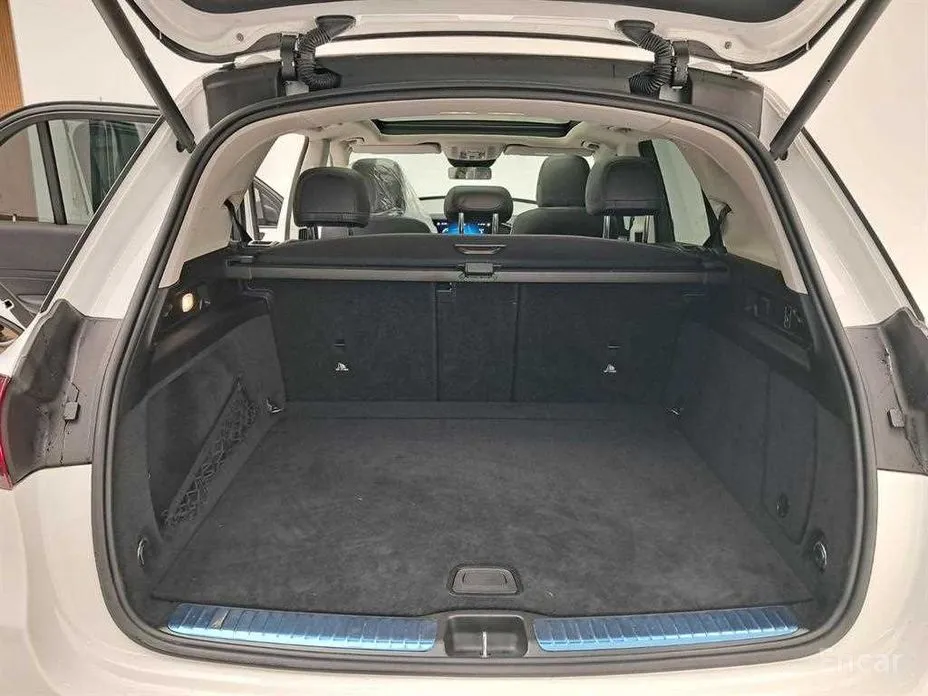 Фото 18 - Mercedes-Benz GLE-Class