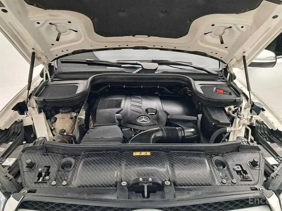 Фото 19 - Mercedes-Benz GLE-Class