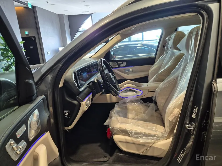 Фото 17 - Mercedes-Benz GLS-Class