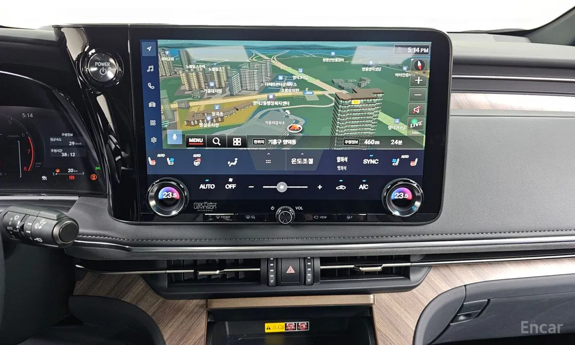 Фото 14 - Lexus LM