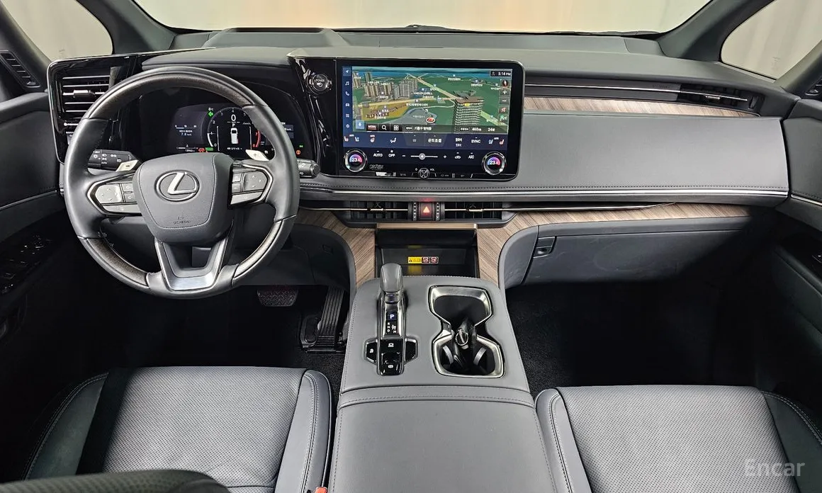 Фото 7 - Lexus LM