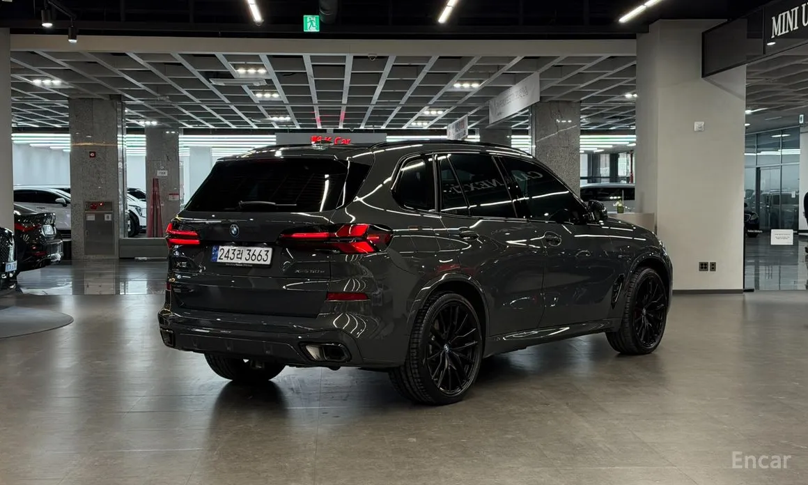 Фото 2 - BMW X5