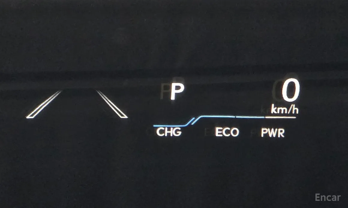 Фото 16 - Lexus ES