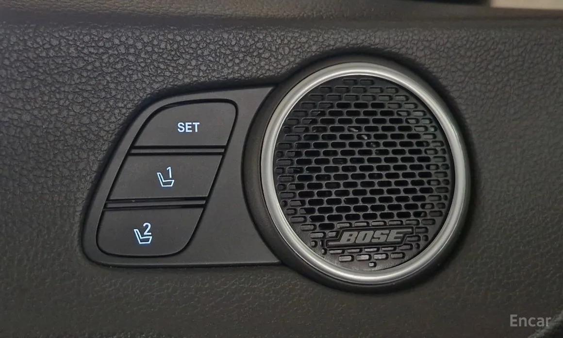 Фото 13 - Hyundai Sonata