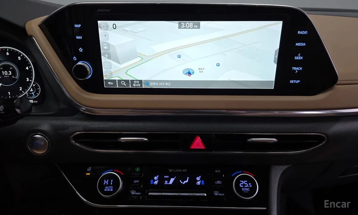 Фото 14 - Hyundai Sonata