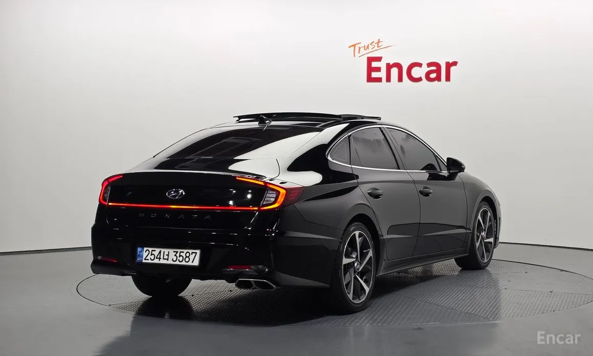 Фото 2 - Hyundai Sonata