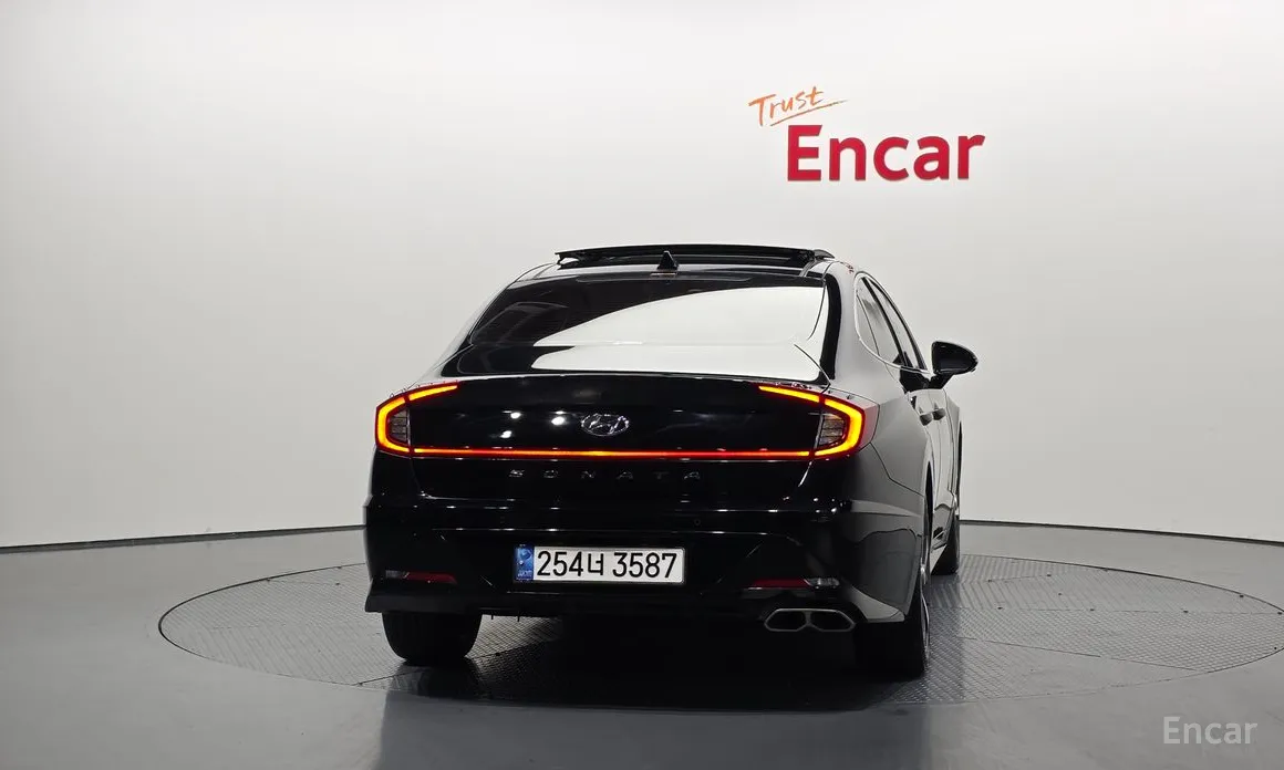 Фото 4 - Hyundai Sonata