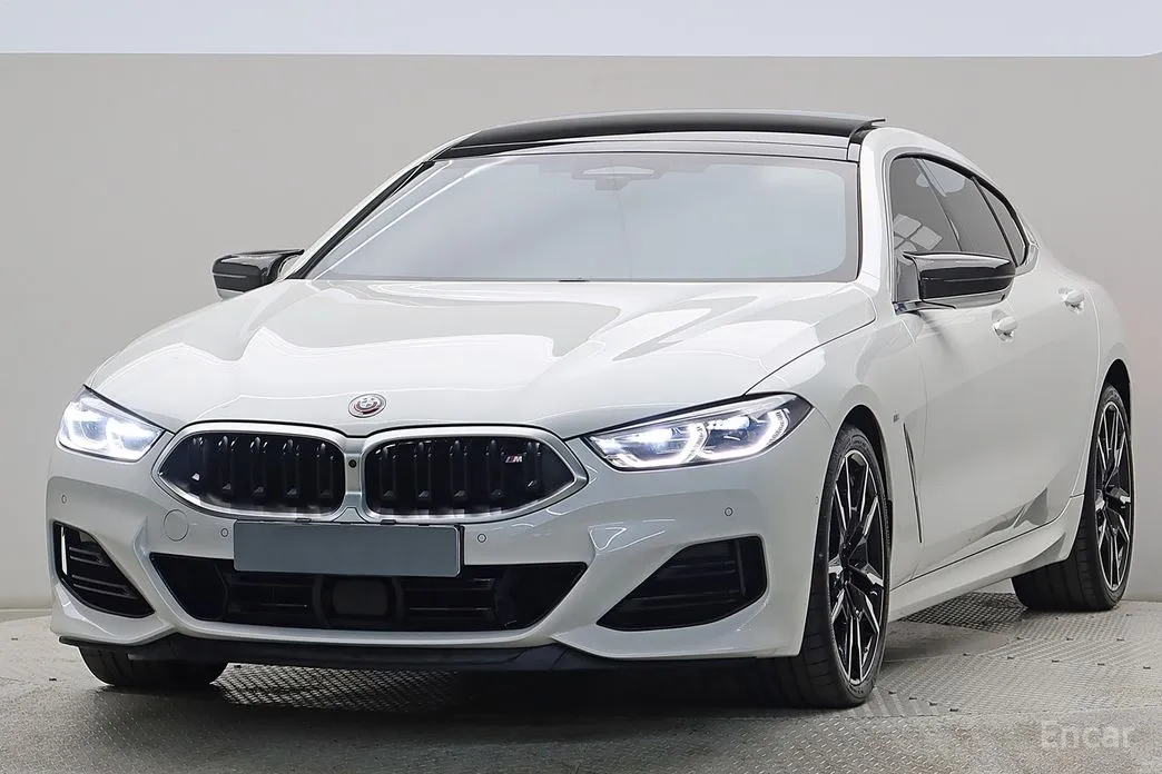 Фото 1 - BMW 8 Series