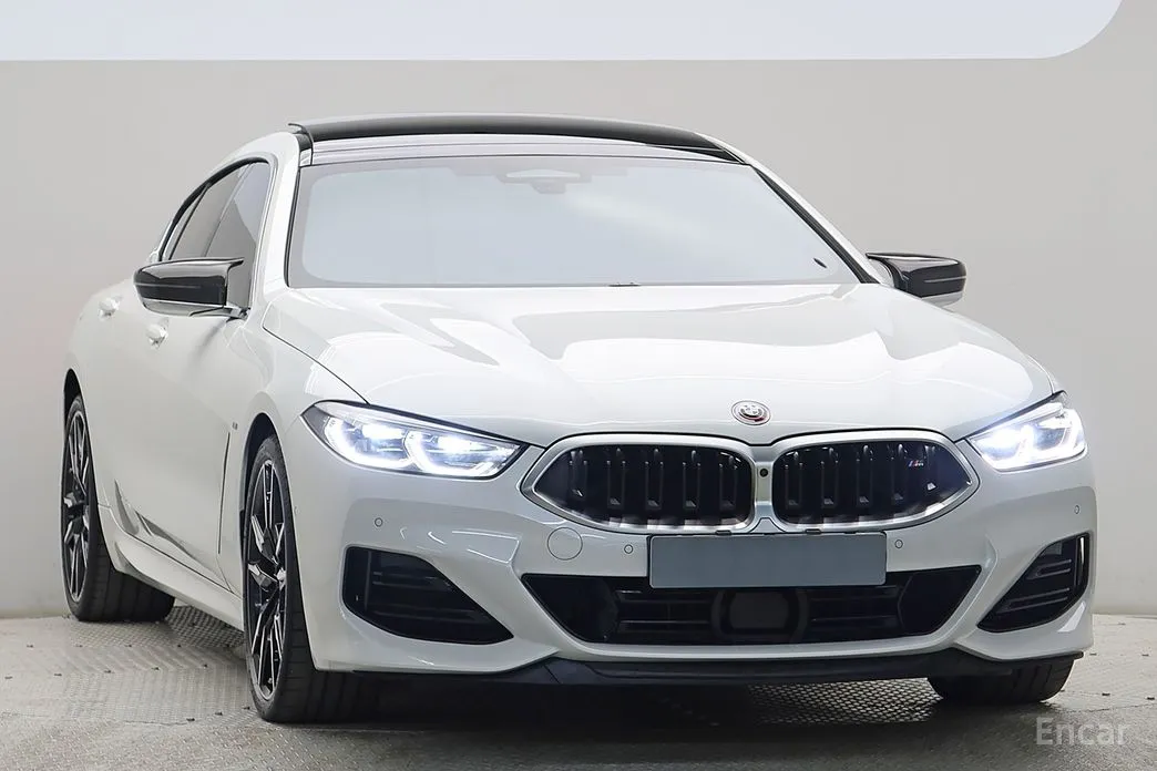Фото 3 - BMW 8 Series