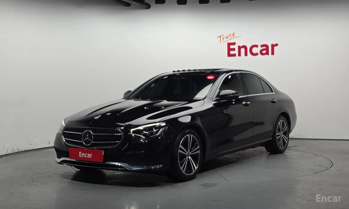 Фото 1 - Mercedes-Benz E-Class