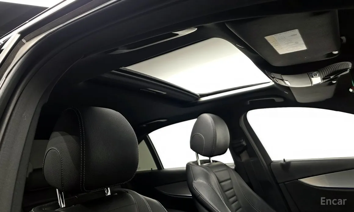 Фото 17 - Mercedes-Benz E-Class