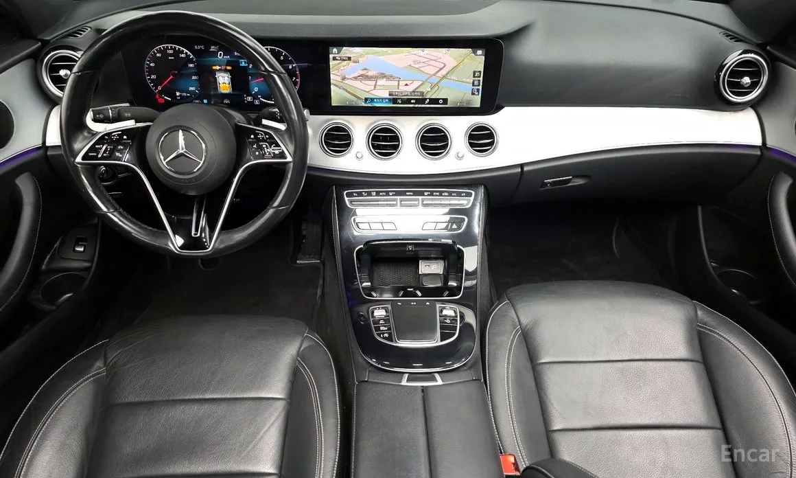 Фото 7 - Mercedes-Benz E-Class