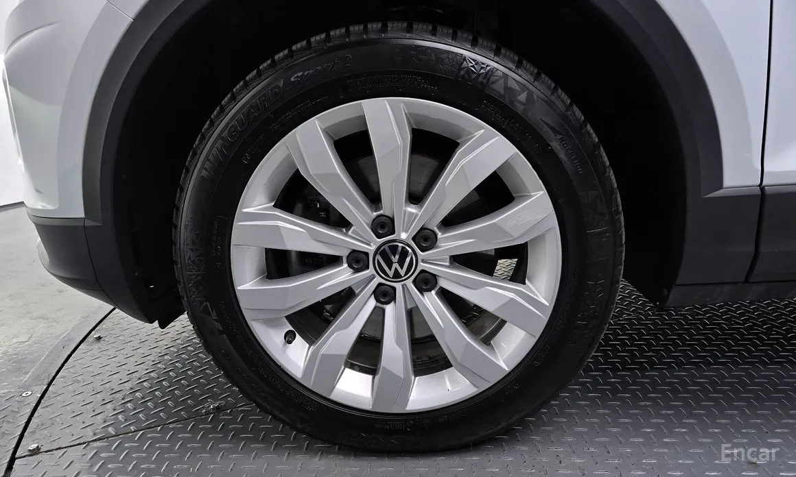 Фото 5 - Volkswagen T-Roc