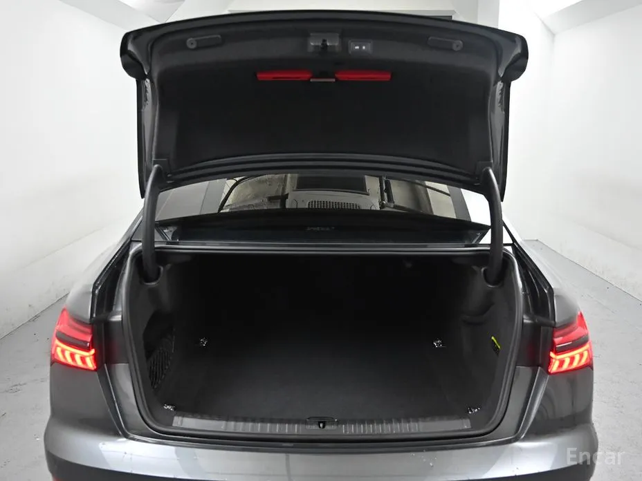 Фото 13 - Audi S6