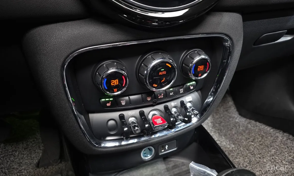 Фото 17 - Mini Clubman