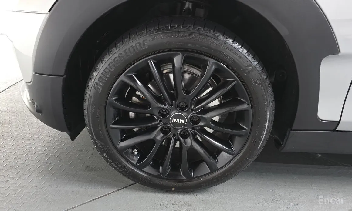 Фото 5 - Mini Clubman