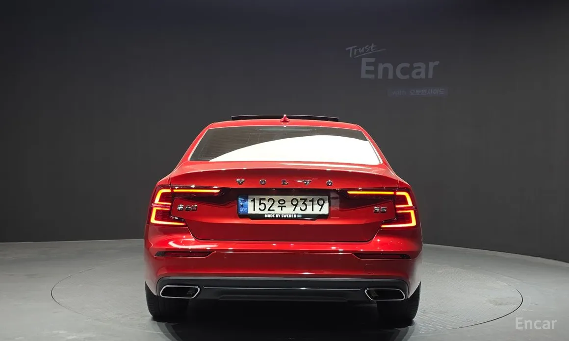 Фото 4 - Volvo S60