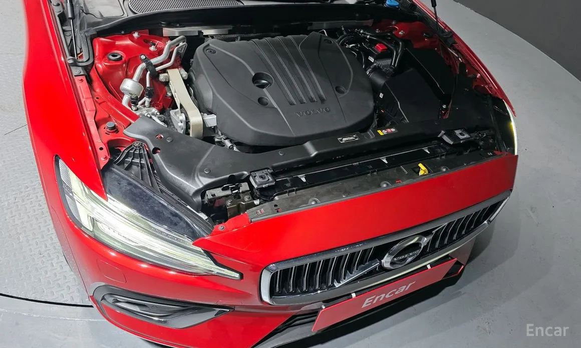 Фото 6 - Volvo S60