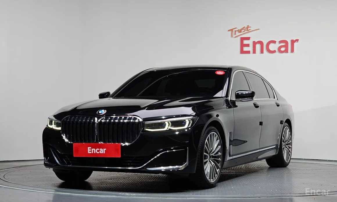 Фото 1 - BMW 7 Series