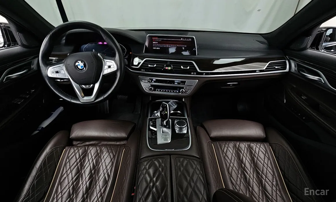 Фото 7 - BMW 7 Series