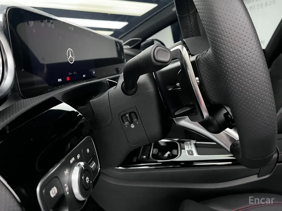 Фото 12 - Mercedes-Benz CLA-Class