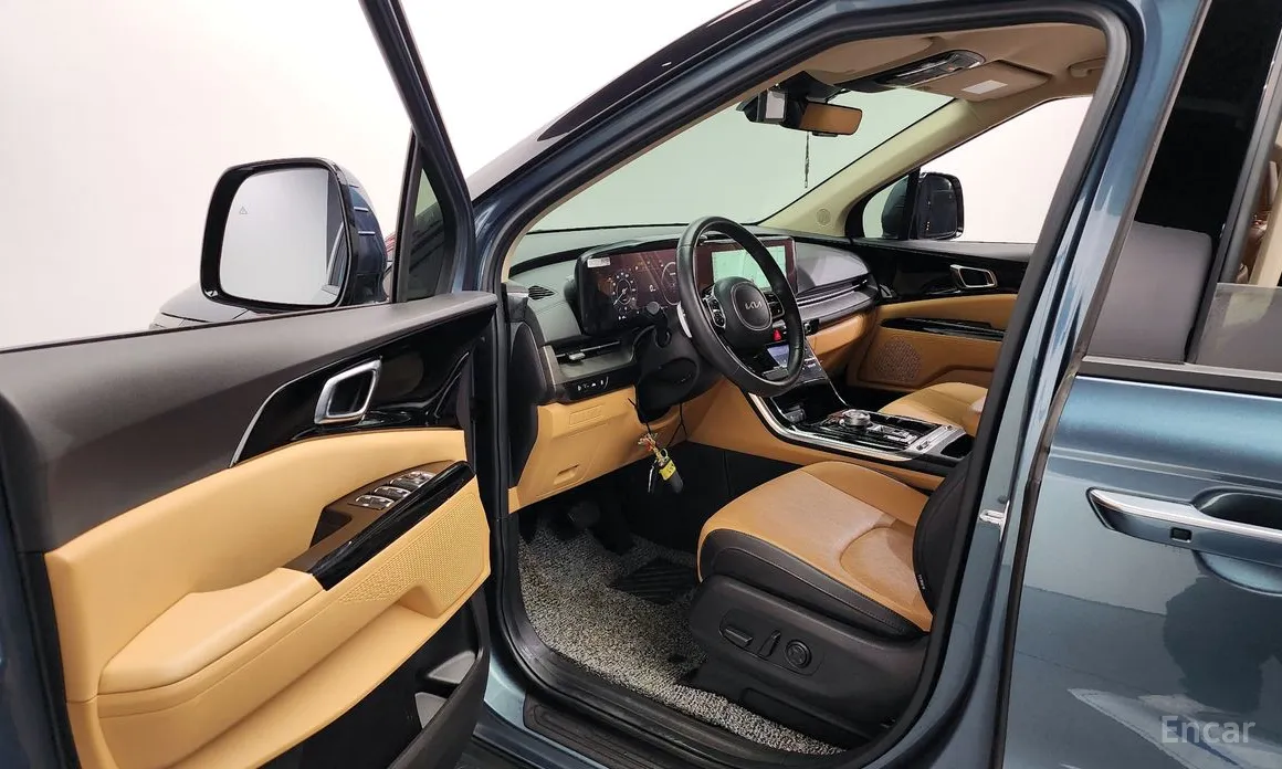 Фото 10 - Kia Carnival