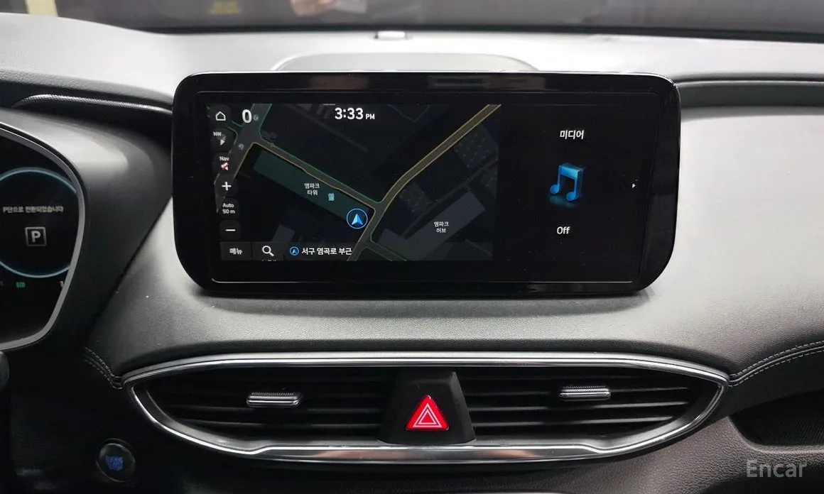 Фото 14 - Hyundai Santa Fe